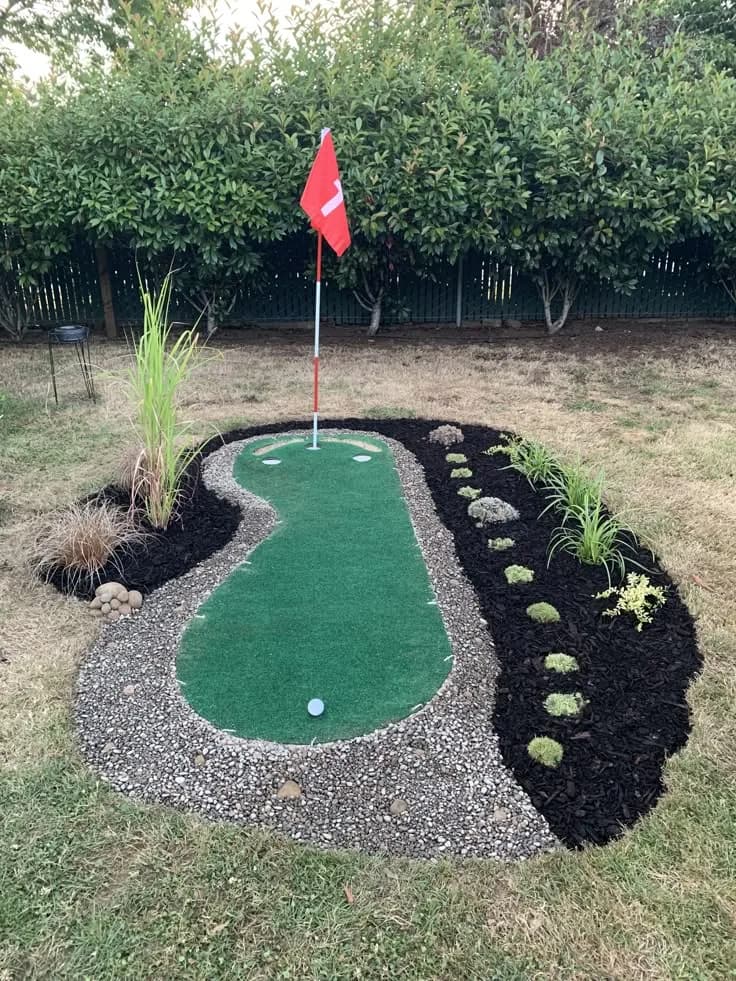 Home Backyard Putting Green